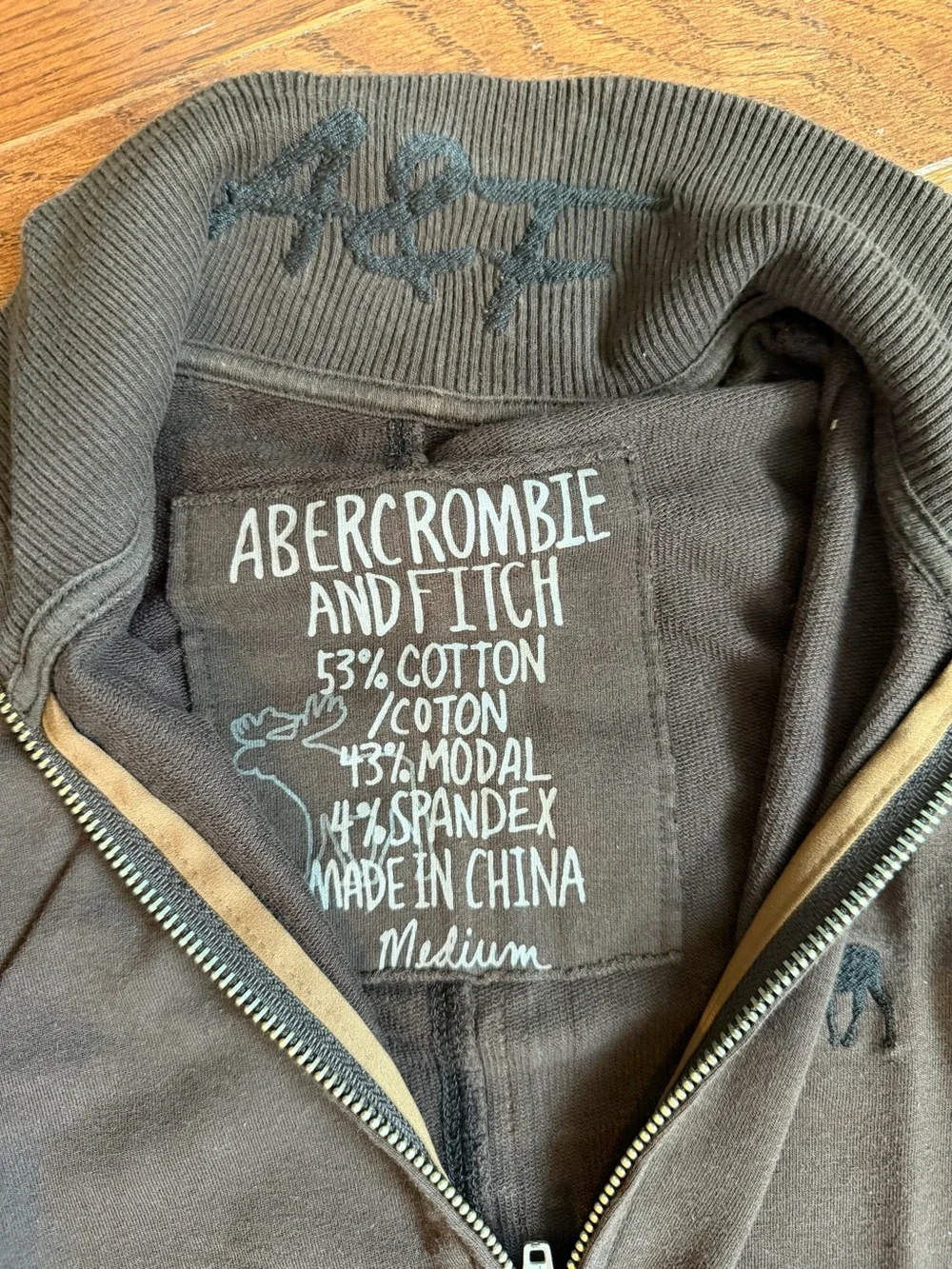 Women’s Abercrombie & Fitch Brown Full-Zip Hoodie. Size Medium.